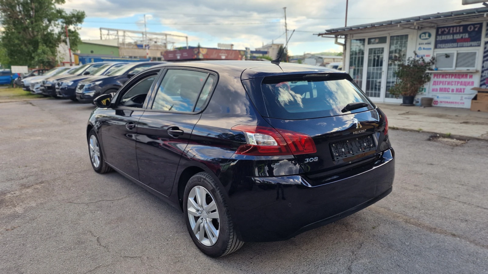 Peugeot 308 1.6i Active Нави хендсфри парктроник лед, снимка 4 - Автомобили и джипове - 54570406