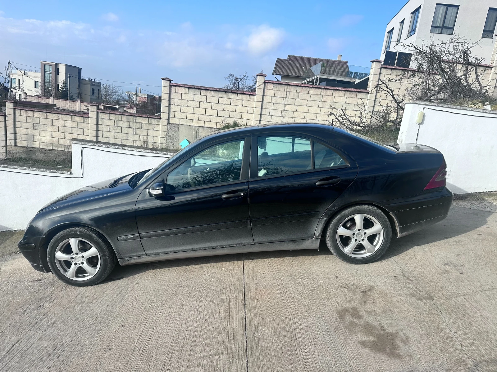 Mercedes-Benz 220 4, снимка 3 - Автомобили и джипове - 54940265
