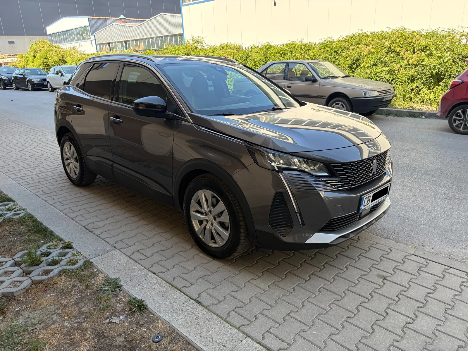 Peugeot 3008 1.5 BlueHDi Facelift, снимка 2 - Автомобили и джипове - 55627638