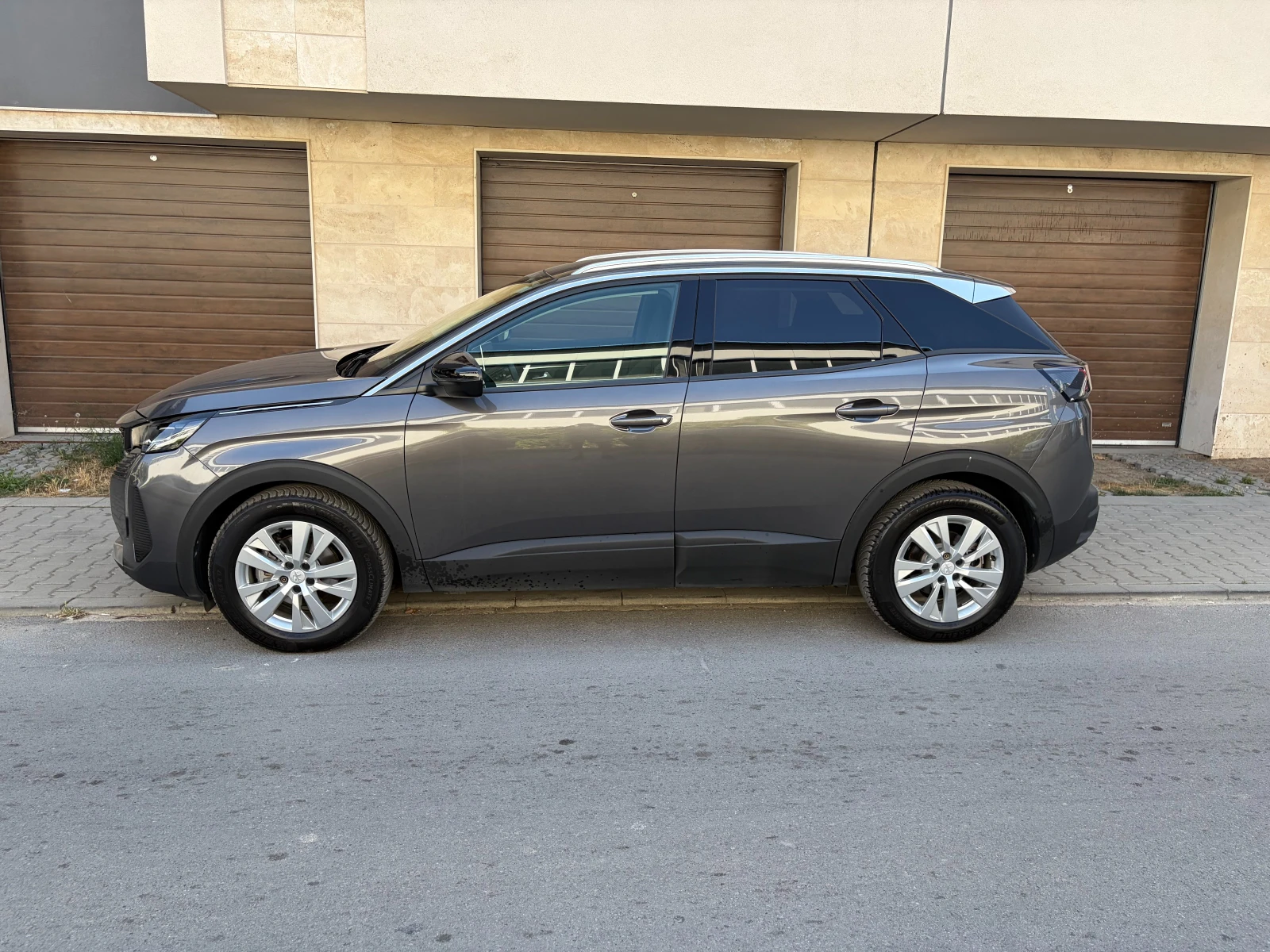 Peugeot 3008 1.5 BlueHDi Facelift, снимка 5 - Автомобили и джипове - 55627638