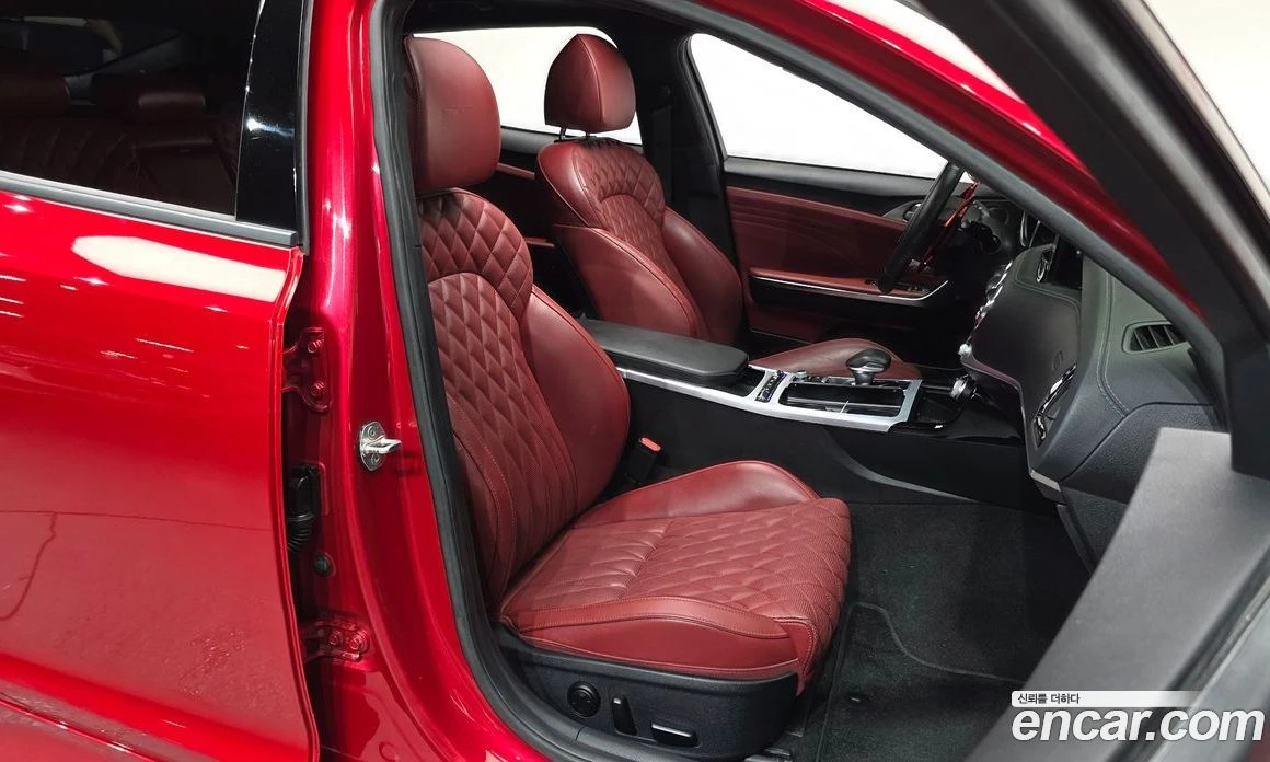 Kia Stinger 3.3 GT AWD Masters Turbo Package, снимка 10 - Автомобили и джипове - 55676740