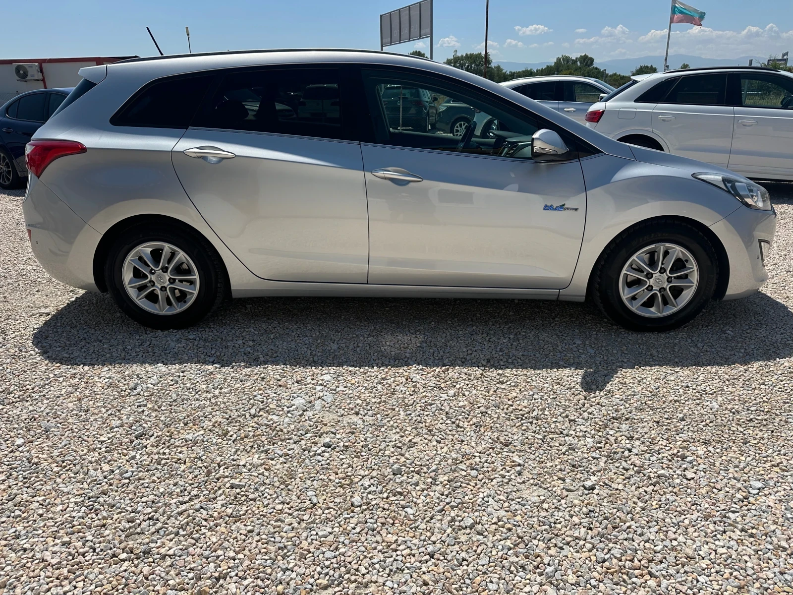 Hyundai I30 1.6gdi 135кс Навигация, снимка 6 - Автомобили и джипове - 55686796