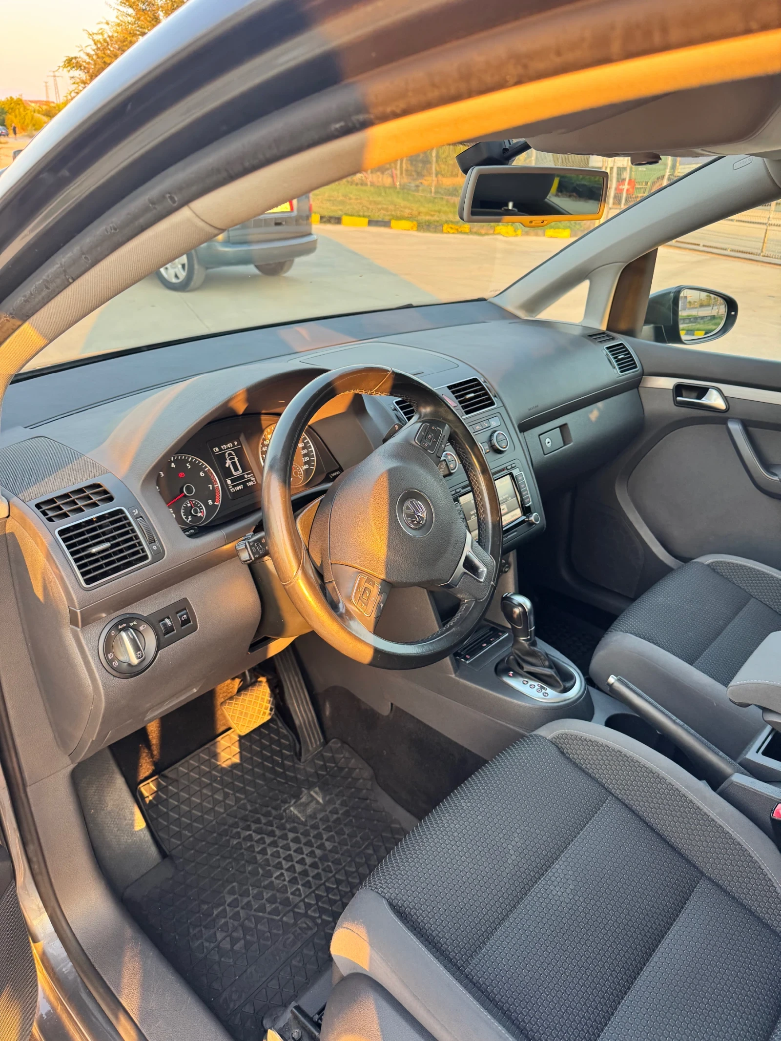 VW Touran 6+ 1 ��������� | Mobile.bg � ����������� 7
