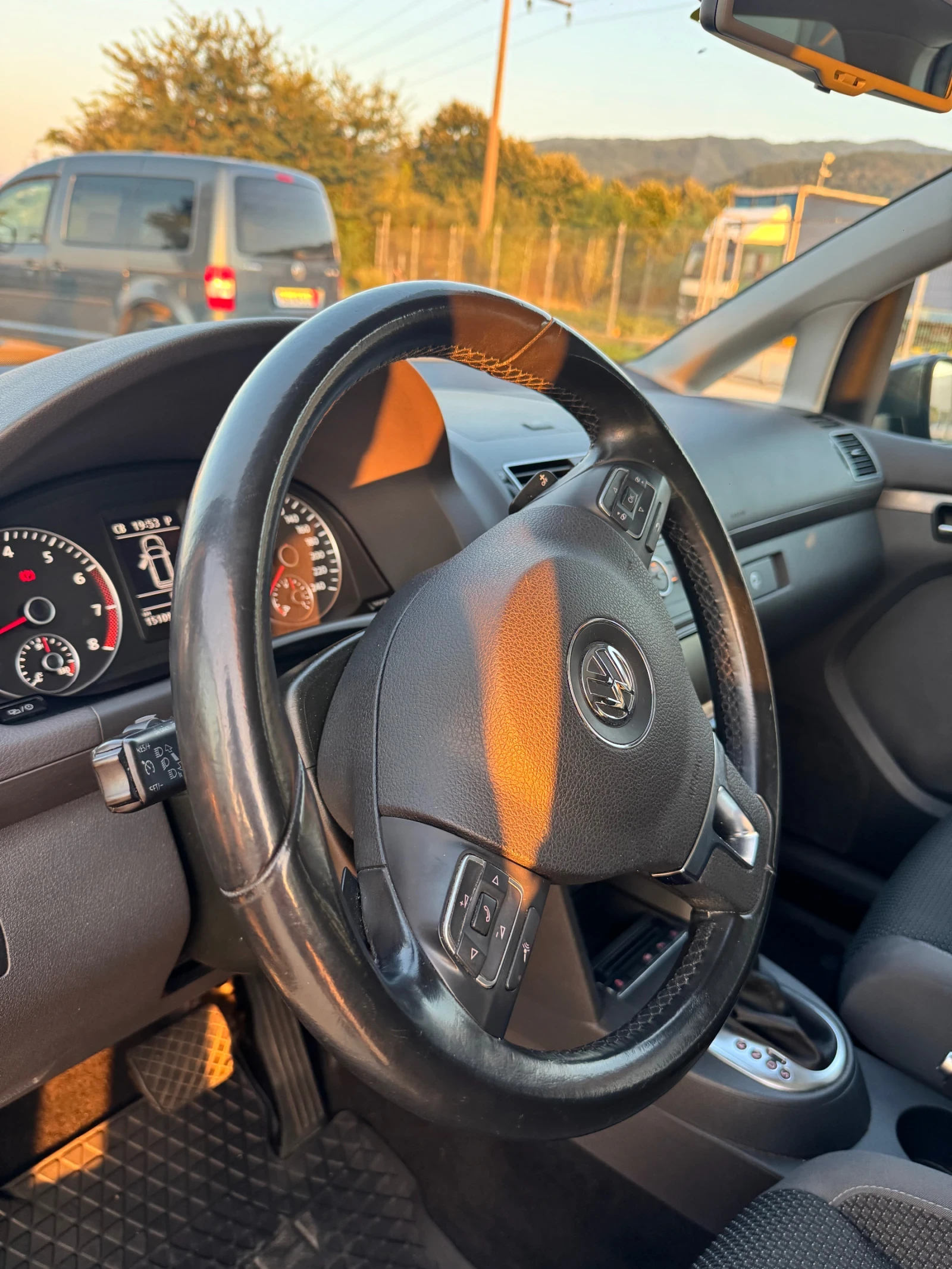 VW Touran 6+ 1 ��������� | Mobile.bg � ����������� 6
