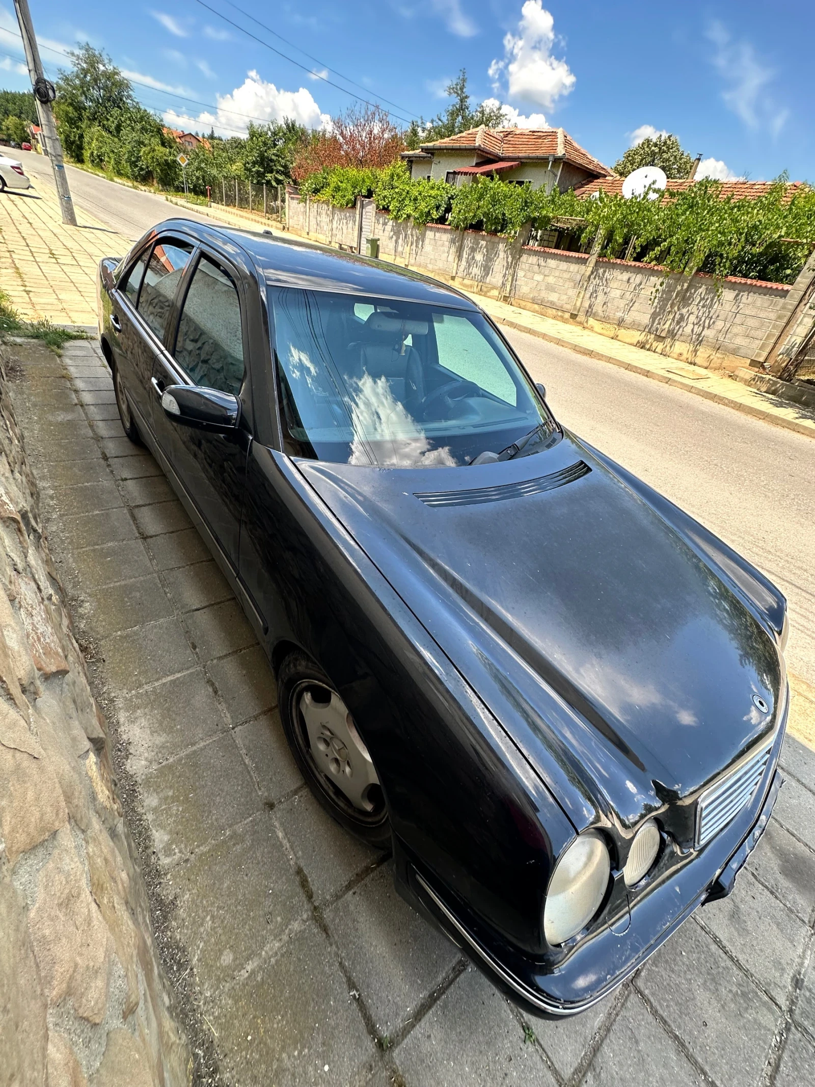Mercedes-Benz E 320, снимка 5 - Автомобили и джипове - 55738276