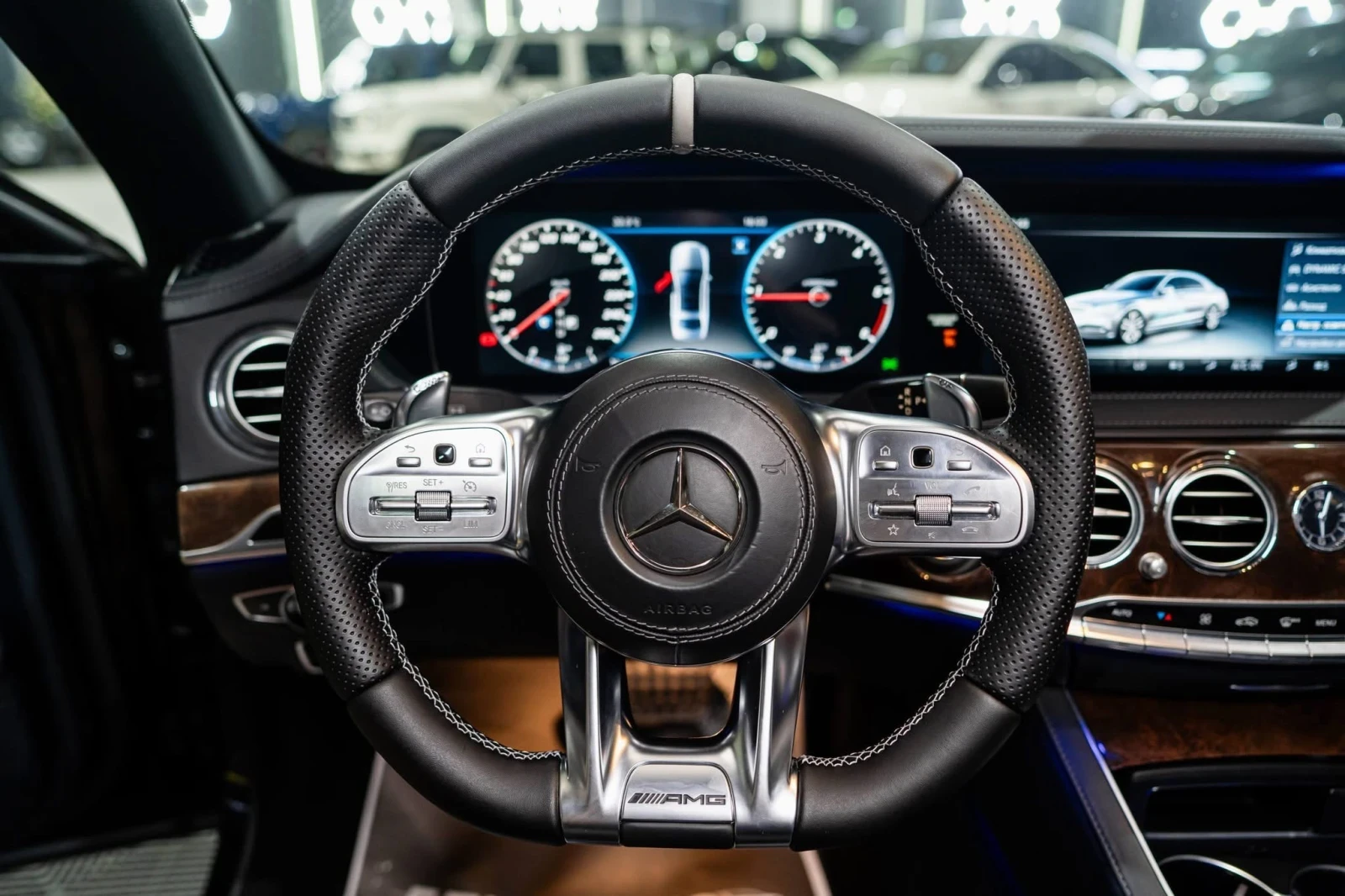 Mercedes-Benz S 400 D LONG AMG LINE LED ПАНО BURM 3XTV ЛИЗИНГ 100%, снимка 12 - Автомобили и джипове - 55960389