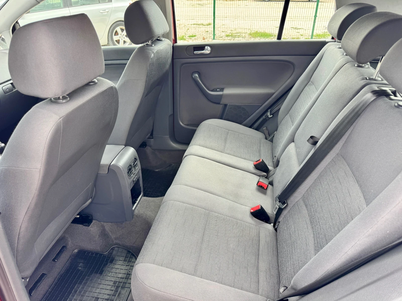 VW Golf Plus 1.9TDI-105кс-BKC, снимка 12 - Автомобили и джипове - 56313826