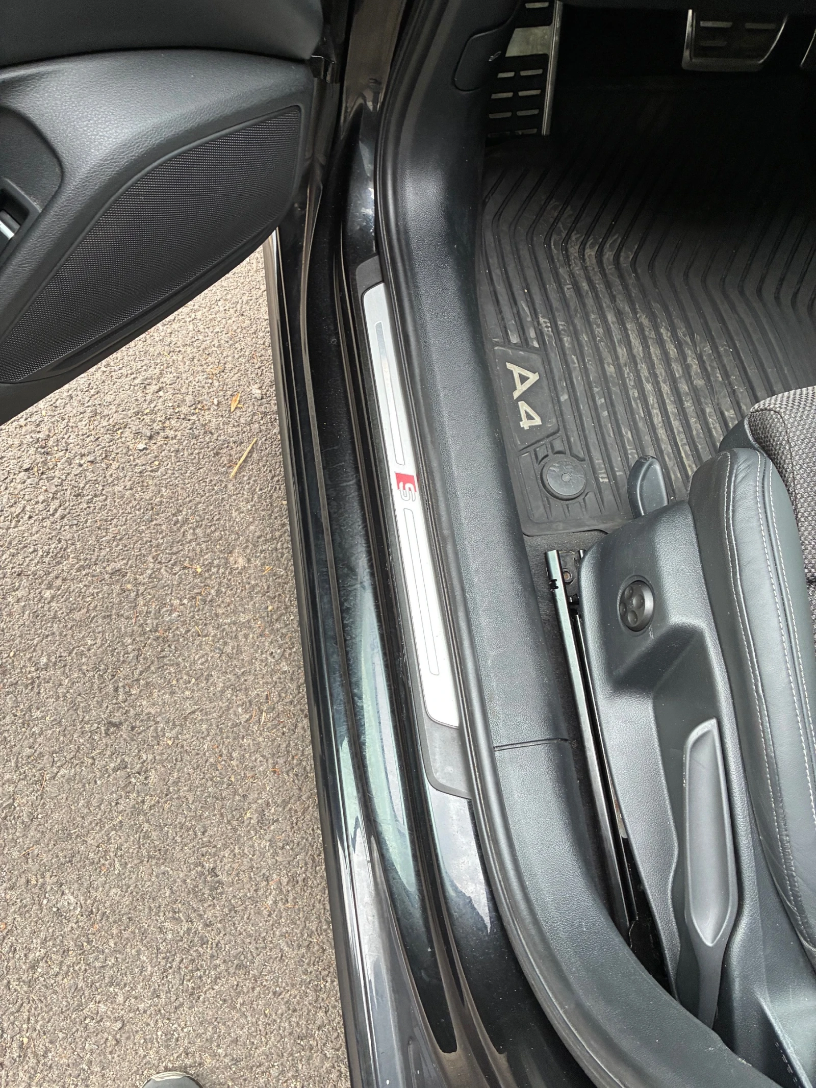 Audi A4 3S line+ , снимка 8 - Автомобили и джипове - 56511192