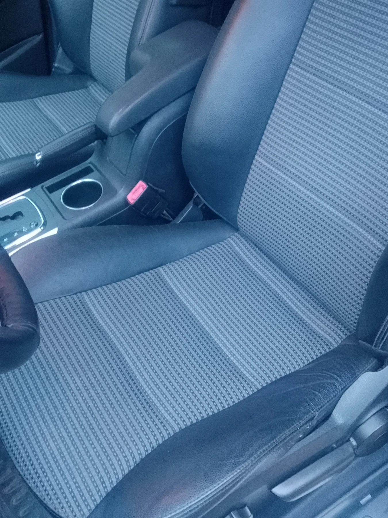 Mercedes-Benz B 200 2.0cdi, снимка 11 - Автомобили и джипове - 56665950