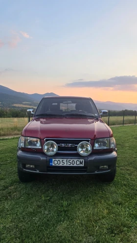 Isuzu Trooper 3.5 Бензин/Газ, снимка 3