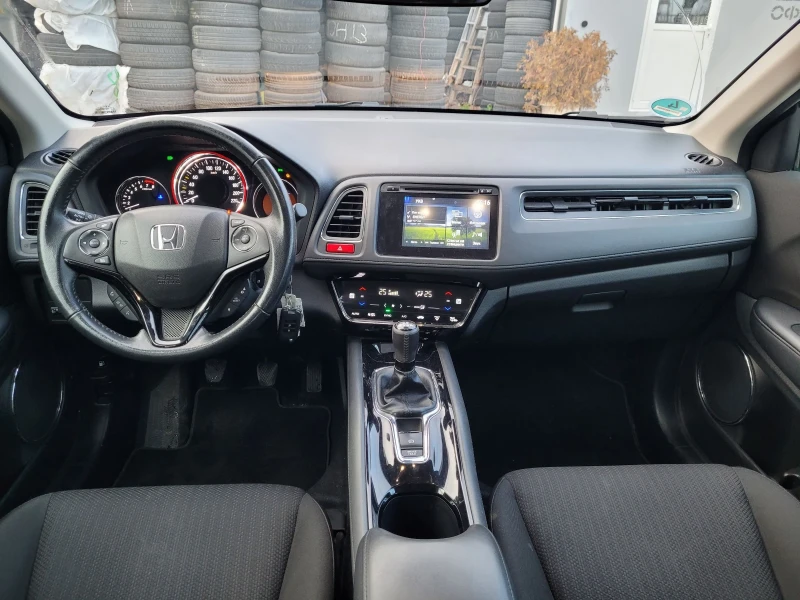 Honda Hr-v 1.5 i, снимка 10 - Автомобили и джипове - 48448430