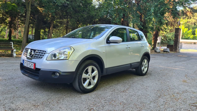 Nissan Qashqai 1.6i , снимка 2 - Автомобили и джипове - 50986674