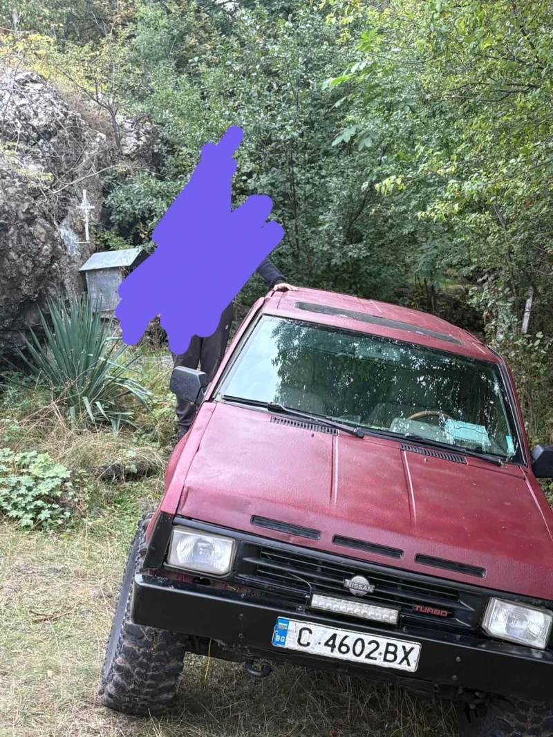 Nissan Terrano, снимка 4 - Автомобили и джипове - 52308145