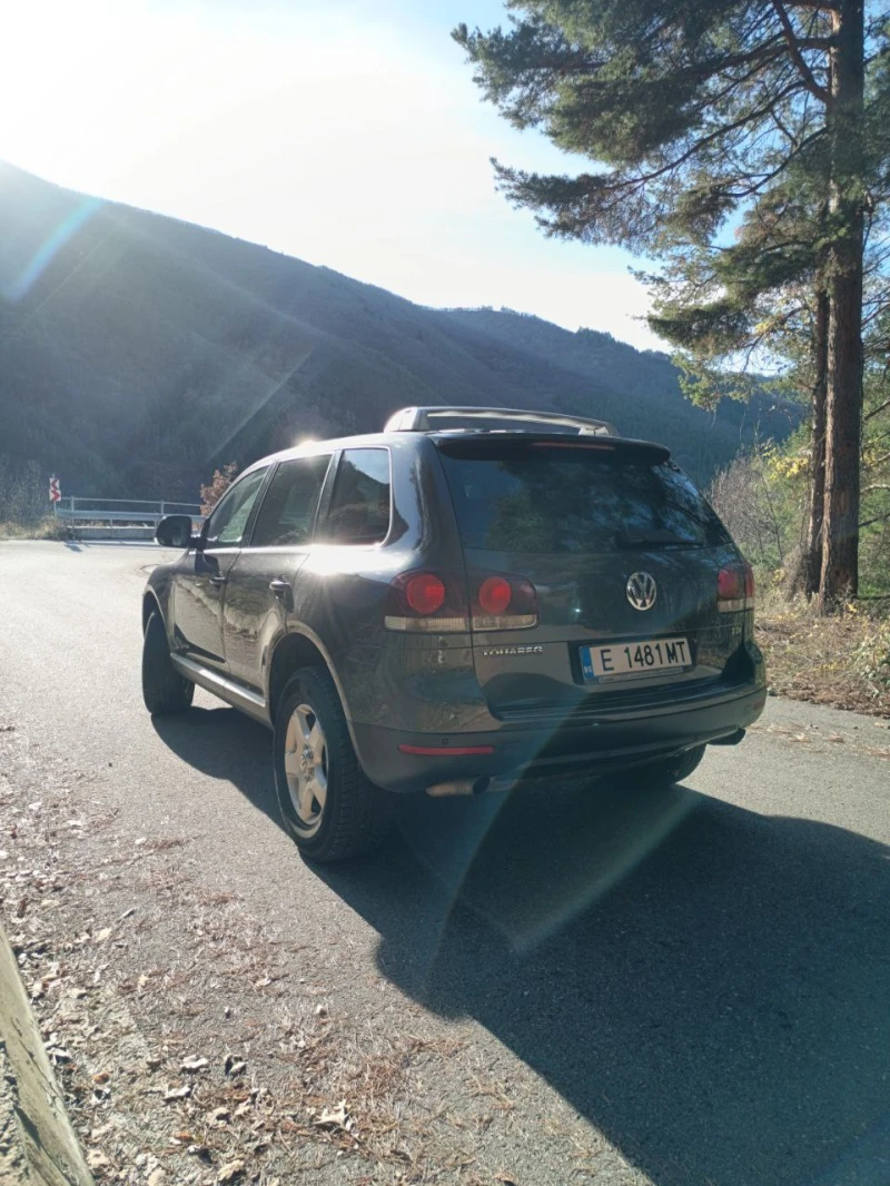 VW Touareg, снимка 3 - Автомобили и джипове - 52618281