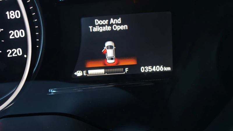 Honda Hr-v 1.8 i-VTEC (141 кс) CVT , снимка 10 - Автомобили и джипове - 53447433