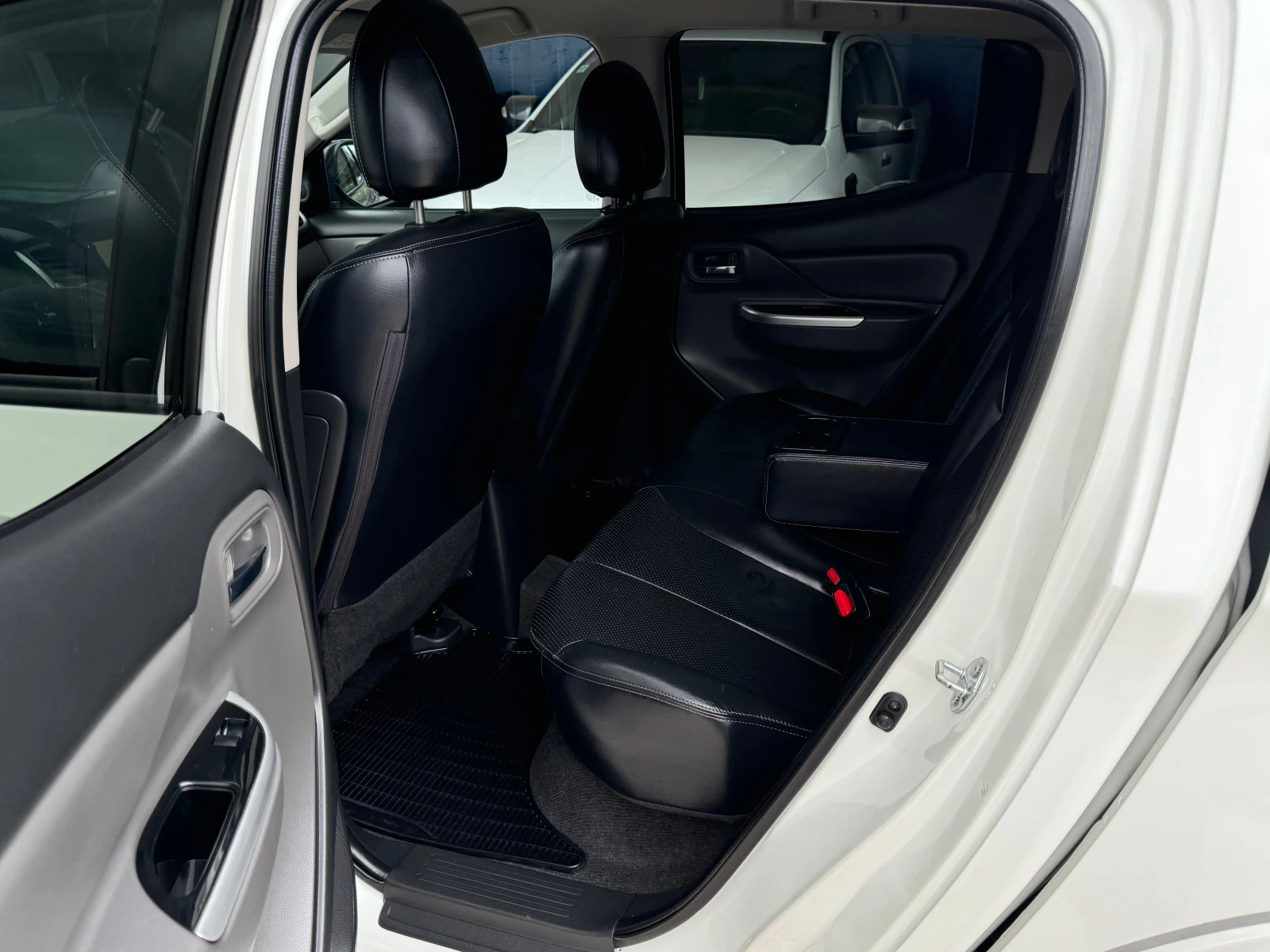 Mitsubishi L200 2   | Mobile.bg   12