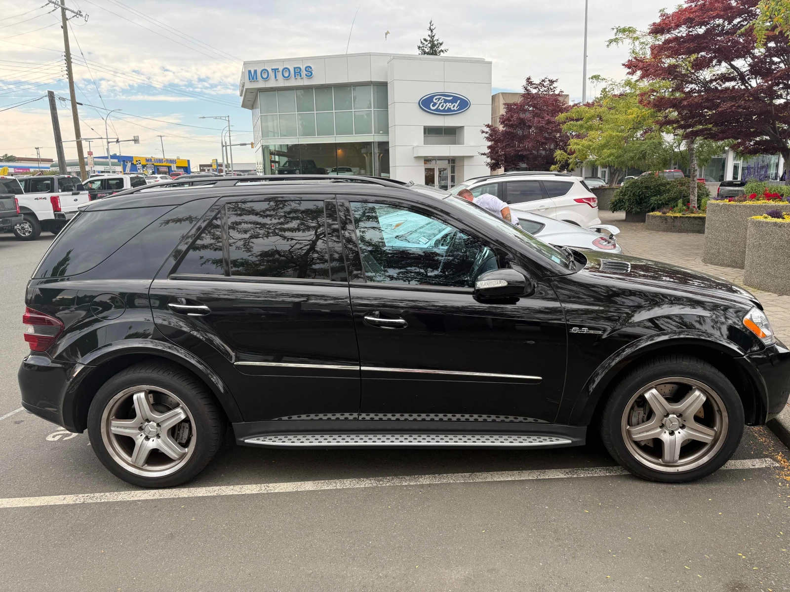 Mercedes-Benz ML 63 AMG * АвтоКредит*  - изображение 2