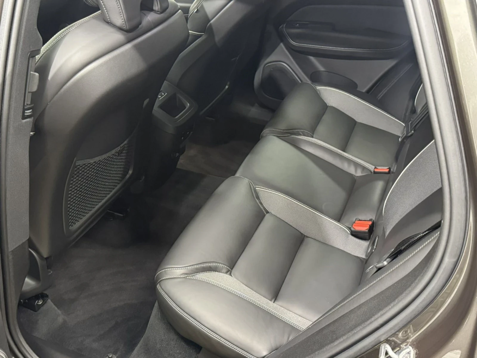 Volvo XC60 XC60 Rdesign, снимка 13 - Автомобили и джипове - 53719471