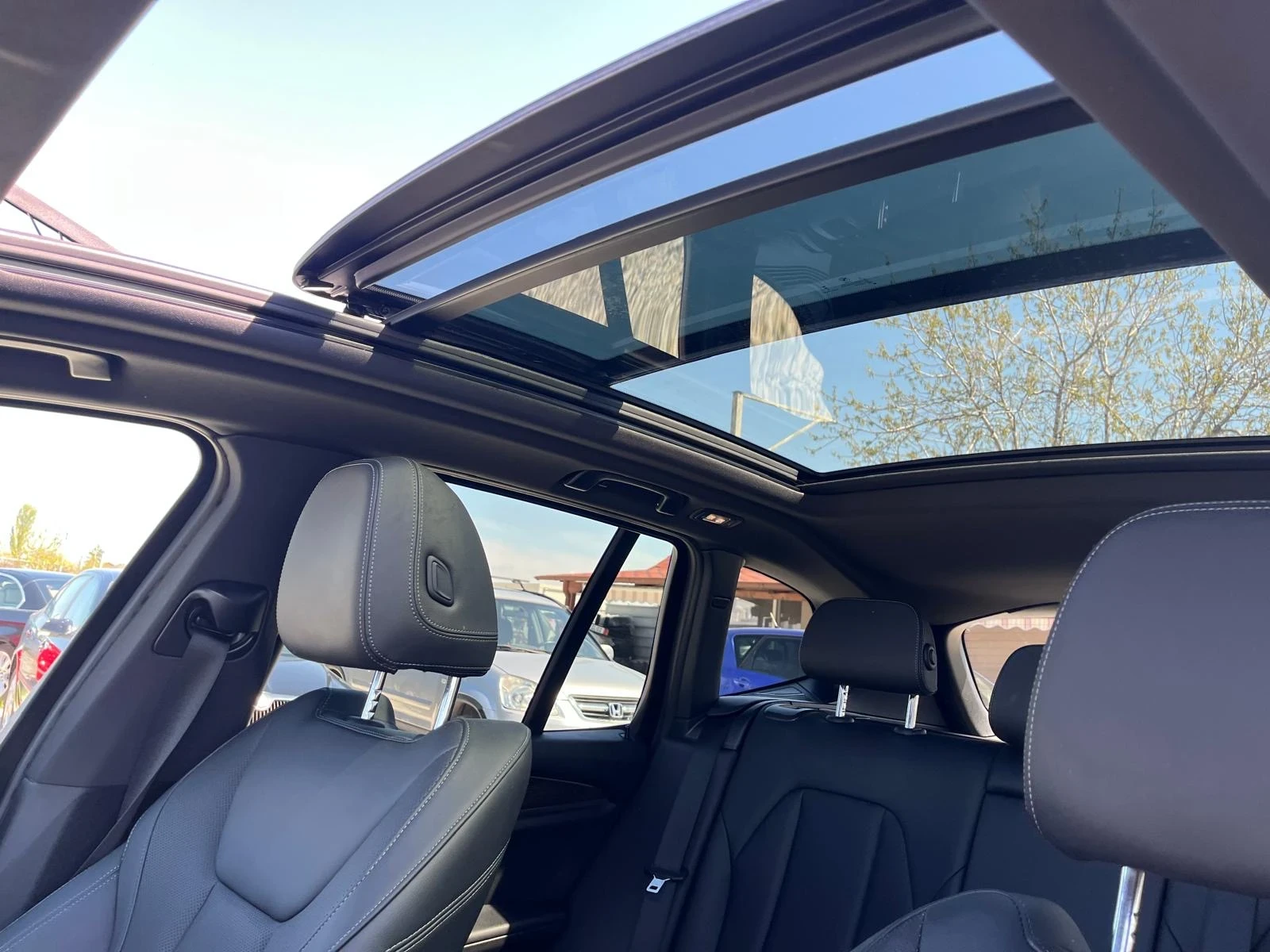 BMW X3 3.0x-drive 50000км, снимка 13 - Автомобили и джипове - 54165326