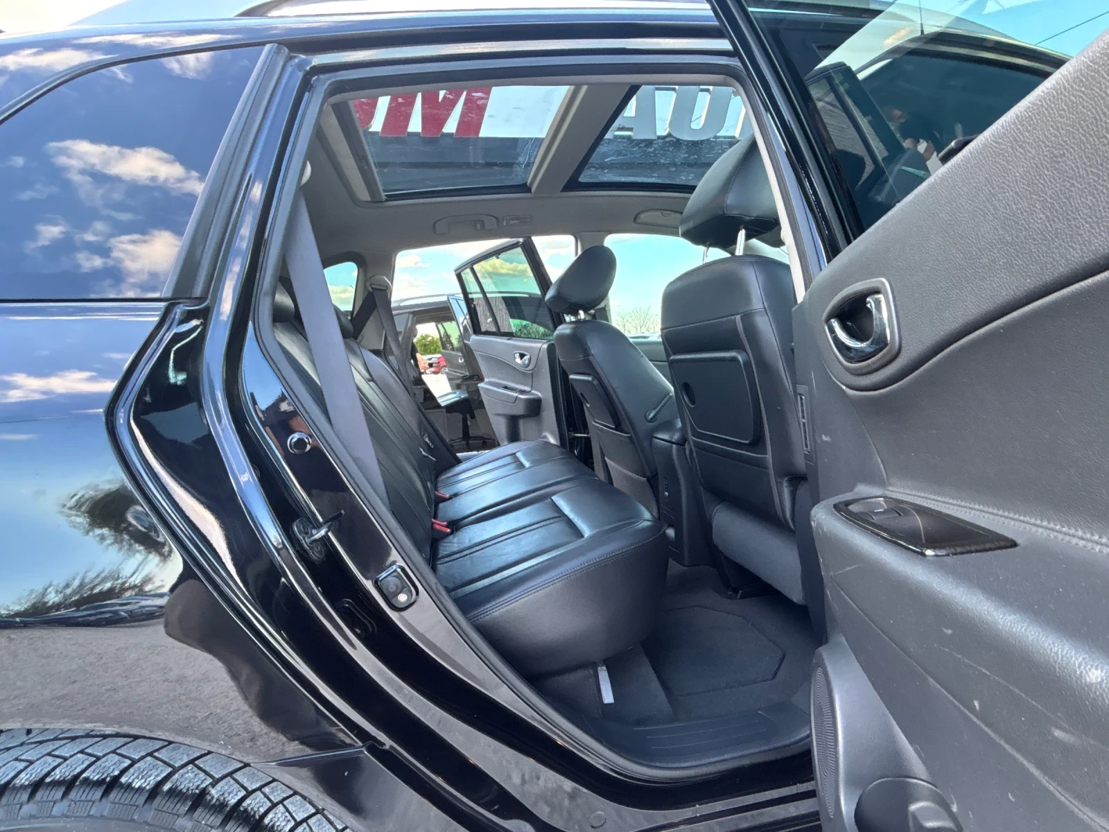 Renault Koleos 2.0D/ПАРКТРОНИК/ПАНОРАМА/ПОДГРЕВ/FULL, снимка 9 - Автомобили и джипове - 54299873