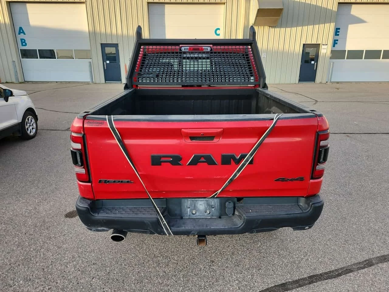 Dodge RAM 1500 * REBEL CREW CAB SHORT BED * CARFAX * ��� �������� | Mobile.bg � ����������� 13