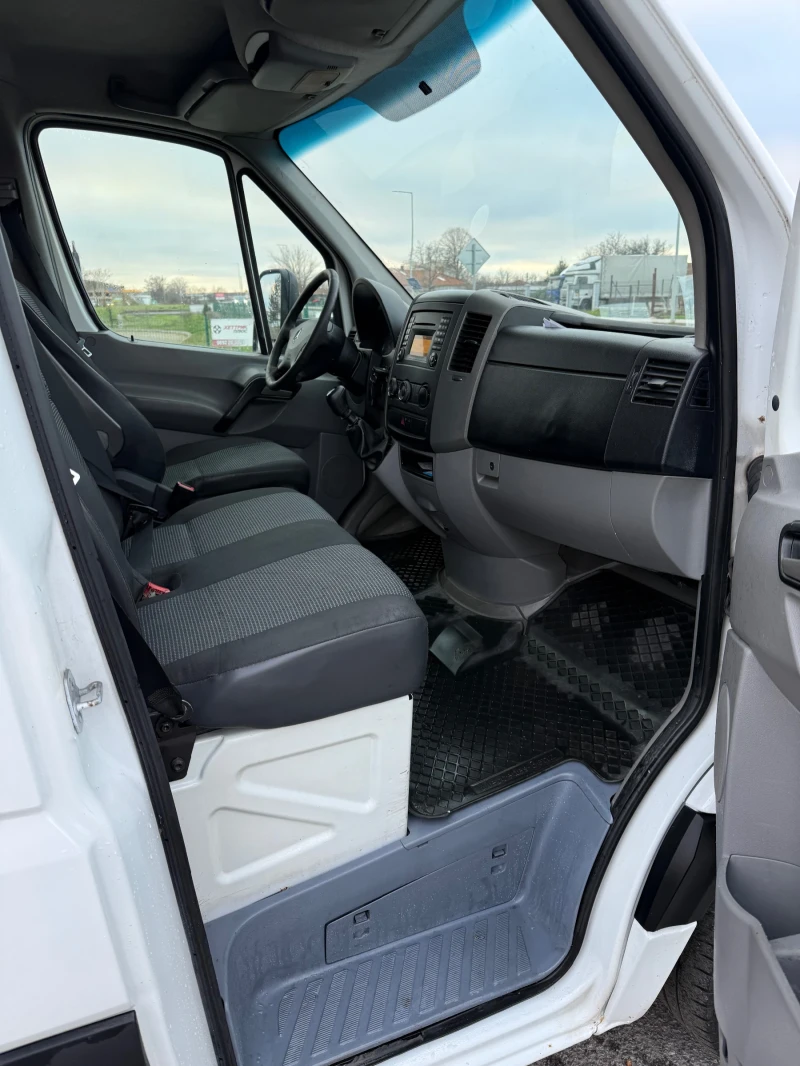 Mercedes-Benz Sprinter 316 2.2 cdi, снимка 8 - Бусове и автобуси - 52907932
