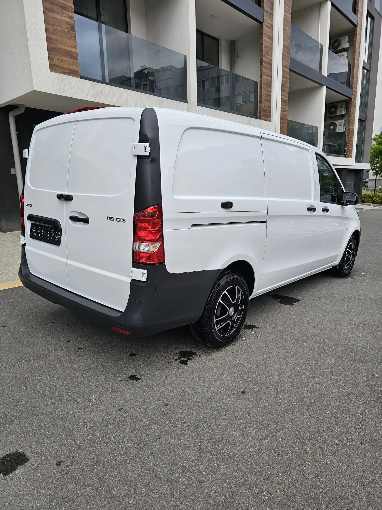 Mercedes-Benz Vito с ДДС фактура 9G 163 к.с. CarPlay Tеглич Автоматик, снимка 3 - Бусове и автобуси - 53880869
