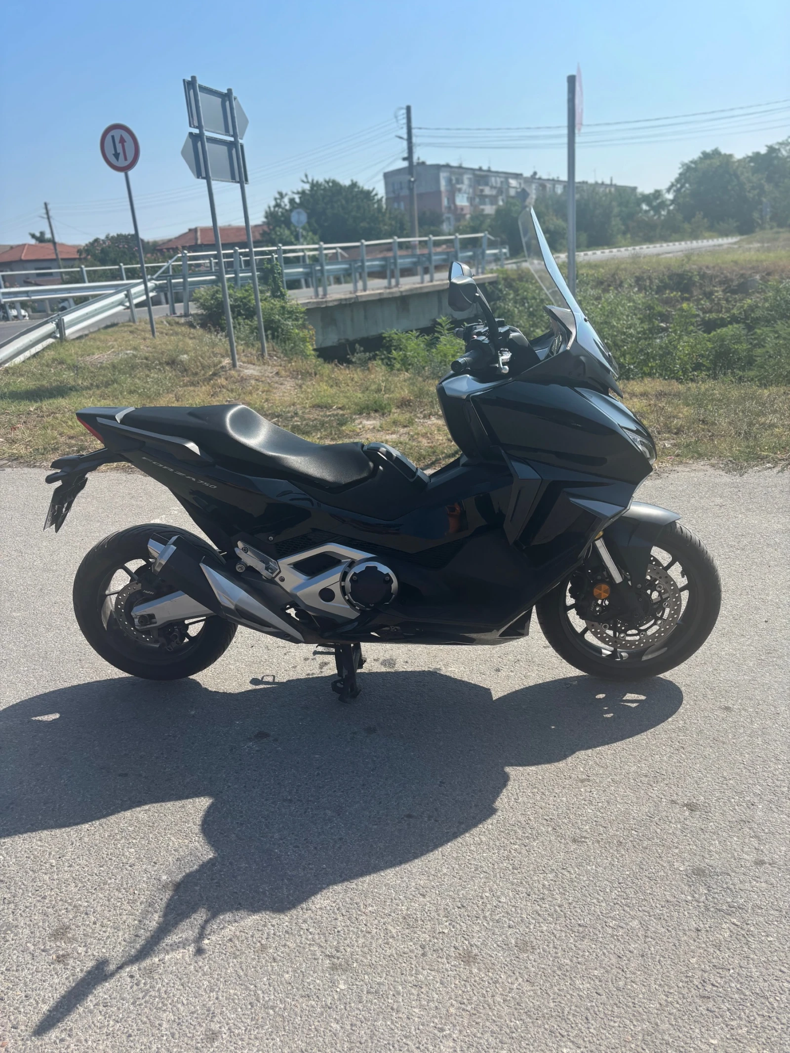 Honda Forza 750 LED ABS - изображение 4