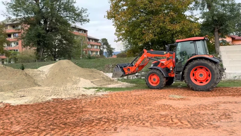 Телескопичен товарач Друга марка Челен товарач марка STOLL Solid 38-20 , снимка 11 - Селскостопанска техника - 48873842