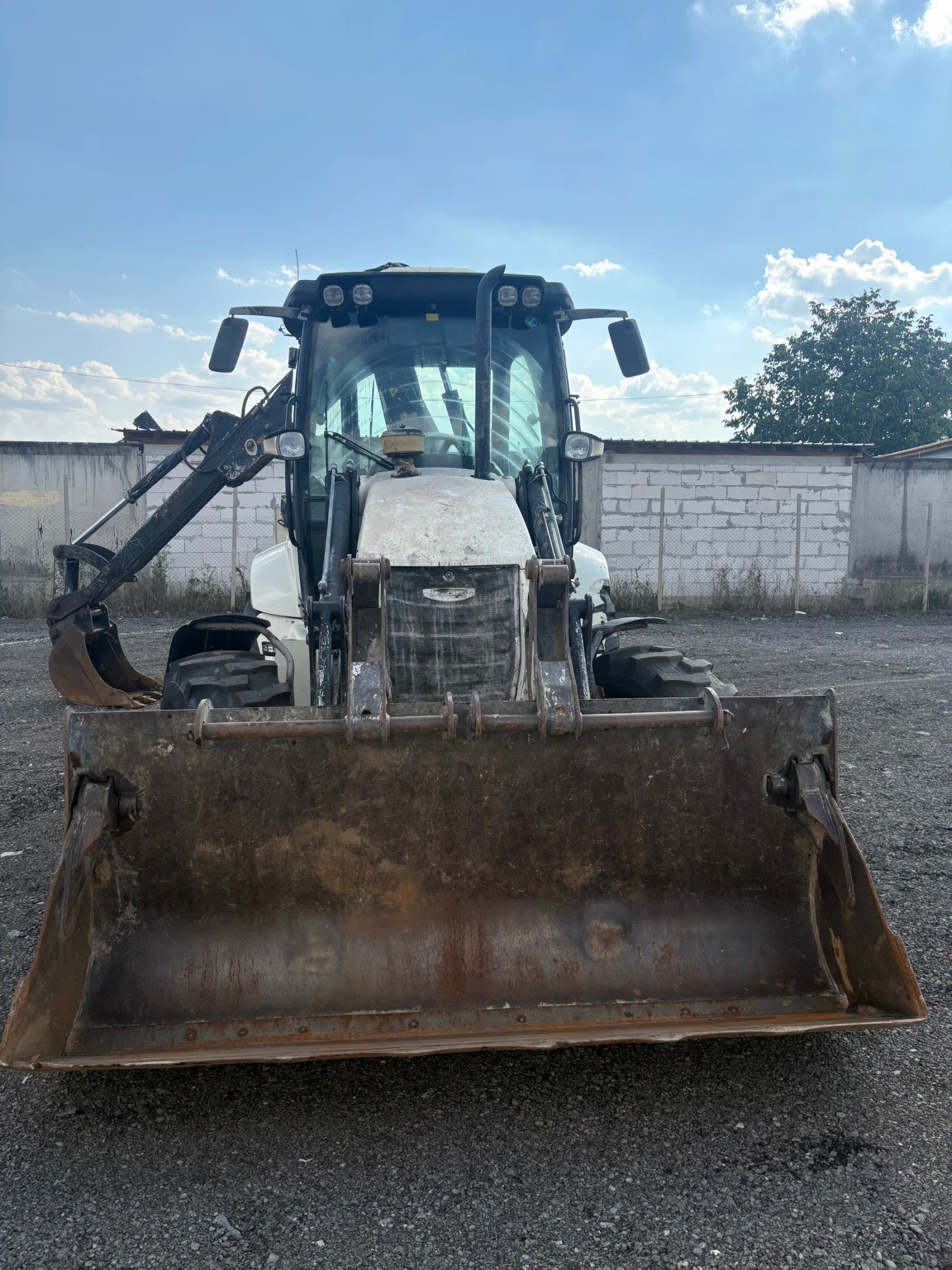 Багер Hidromek 102В, снимка 5 - Индустриална техника - 56372570