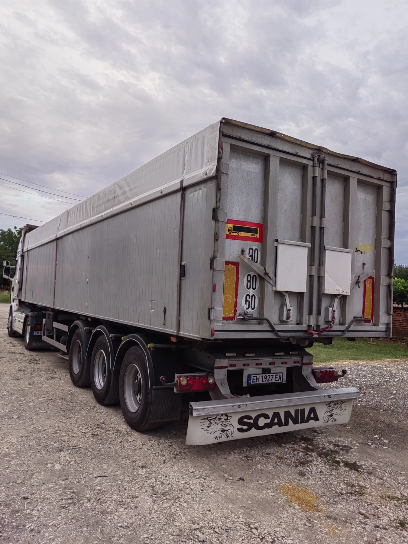 Полуремарке Benalu GT, снимка 4 - Ремаркета - 55212346