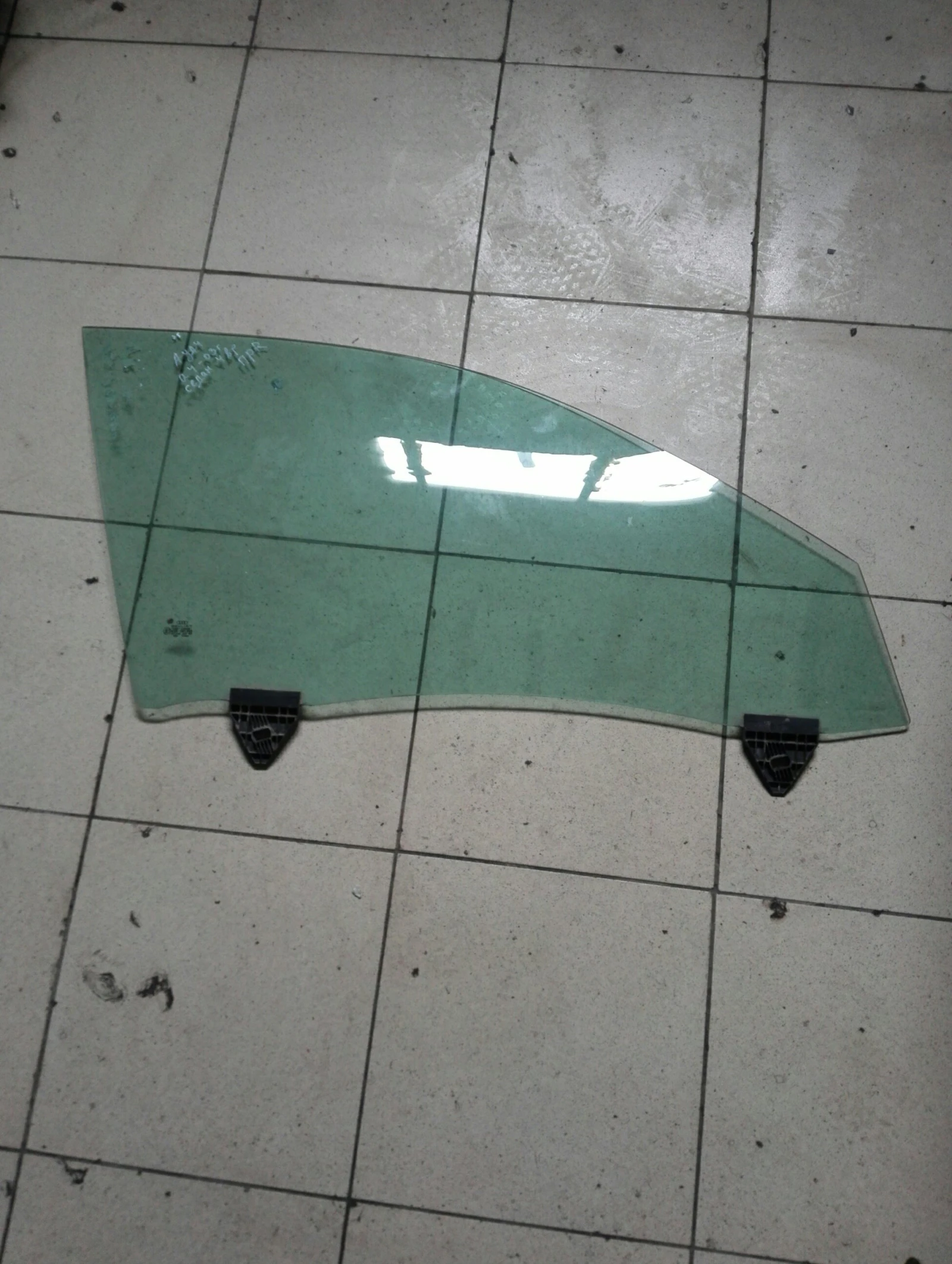 ������ ������ ����� ���� �4 ����� 4��  | Mobile.bg � ����������� 1