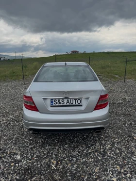 Mercedes-Benz C 320 3.2, снимка 5