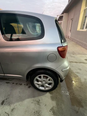 Toyota Yaris, снимка 12