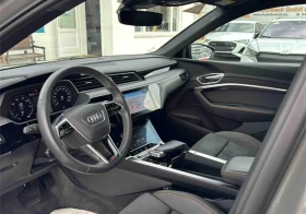 Обява за продажба на Audi E-Tron 55Quatro/2xSLine/Bkack Edition/Kam ~38 600 EUR - изображение 11