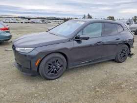 ������ BMW iX