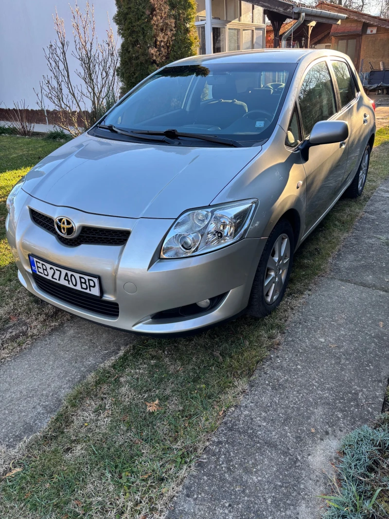 Toyota Auris 1.4, снимка 2 - Автомобили и джипове - 48406228