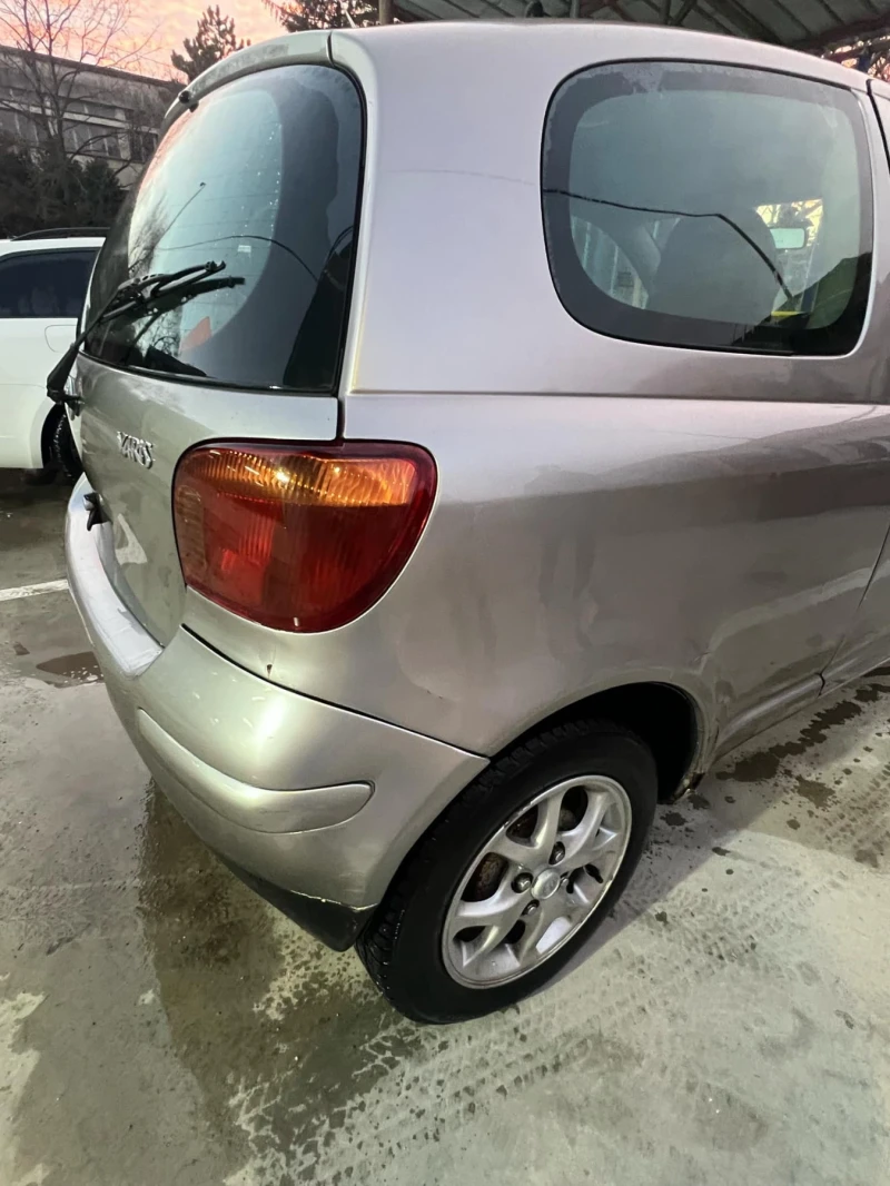 Toyota Yaris, снимка 8 - Автомобили и джипове - 48582071