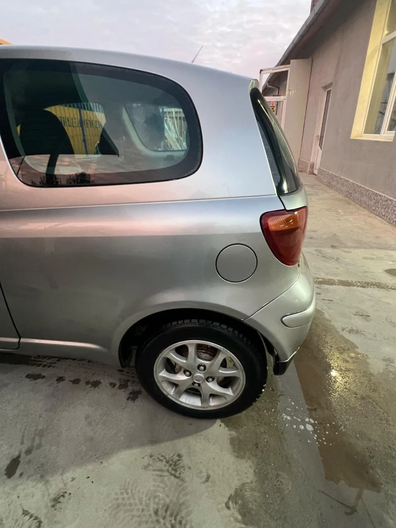 Toyota Yaris, снимка 12 - Автомобили и джипове - 48582071