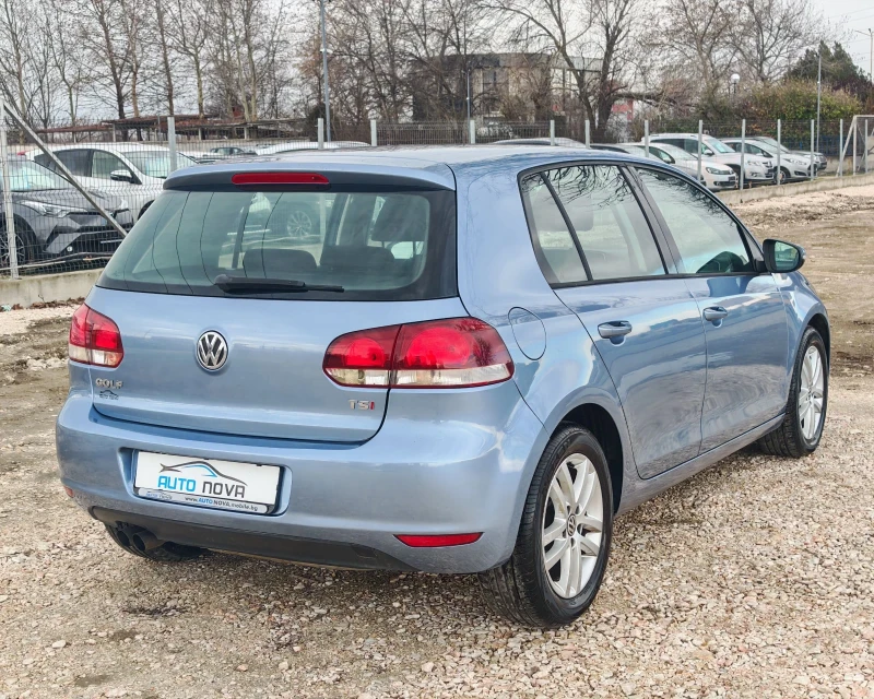 VW Golf 1.6 122 К.С. БЕНЗИН! , снимка 7 - Автомобили и джипове - 53034589