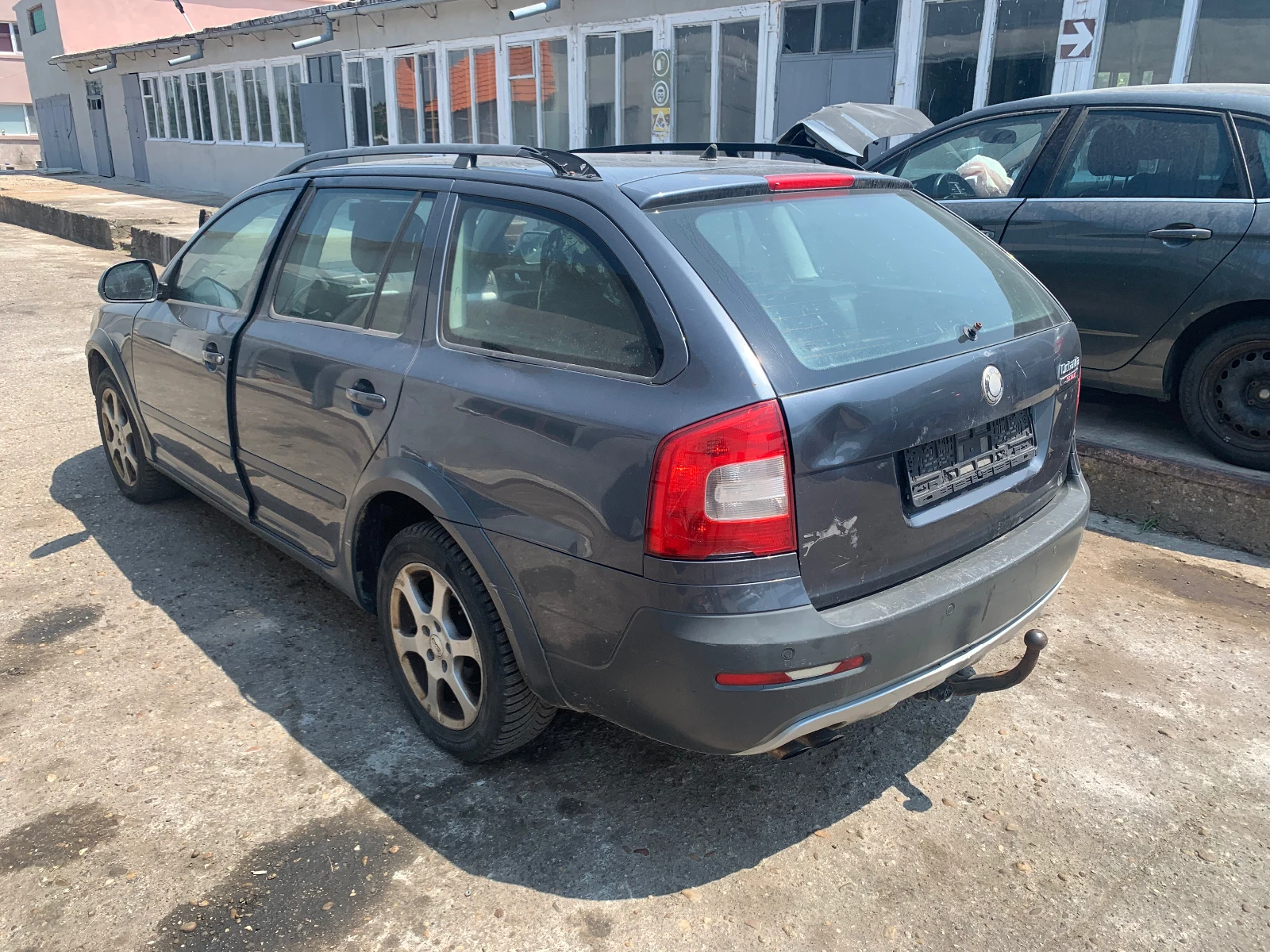 Skoda Octavia 1.8TSI 160кс. Scout 4x4 - изображение 5