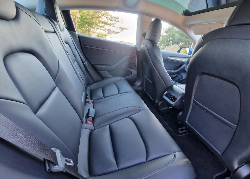 Tesla Model 3 Face Гаранция Термопомпа | Mobile.bg — изображение 13