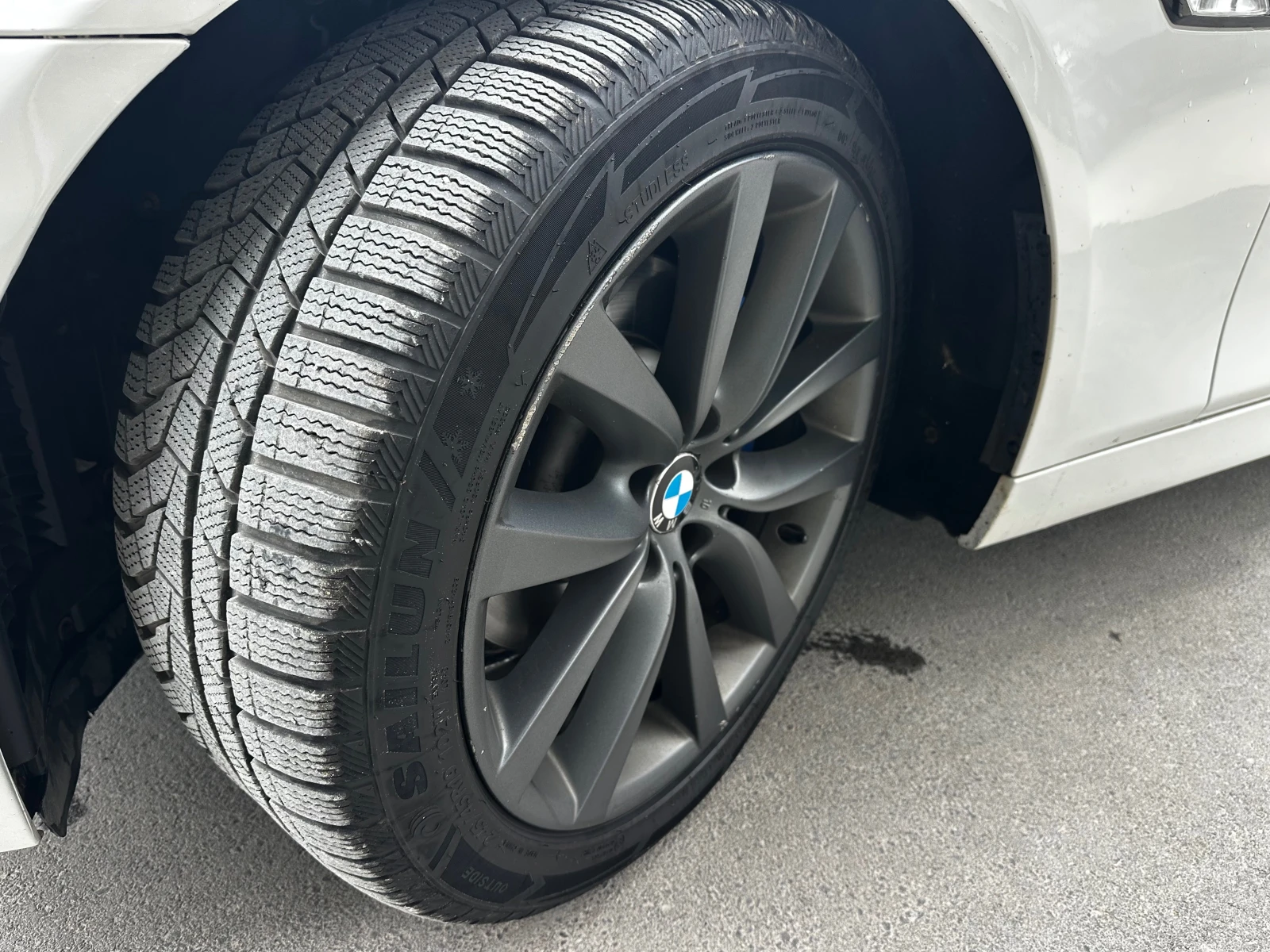 BMW 530 d X-Drive 258к.с ОБСЛУЖЕНА! - изображение 5
