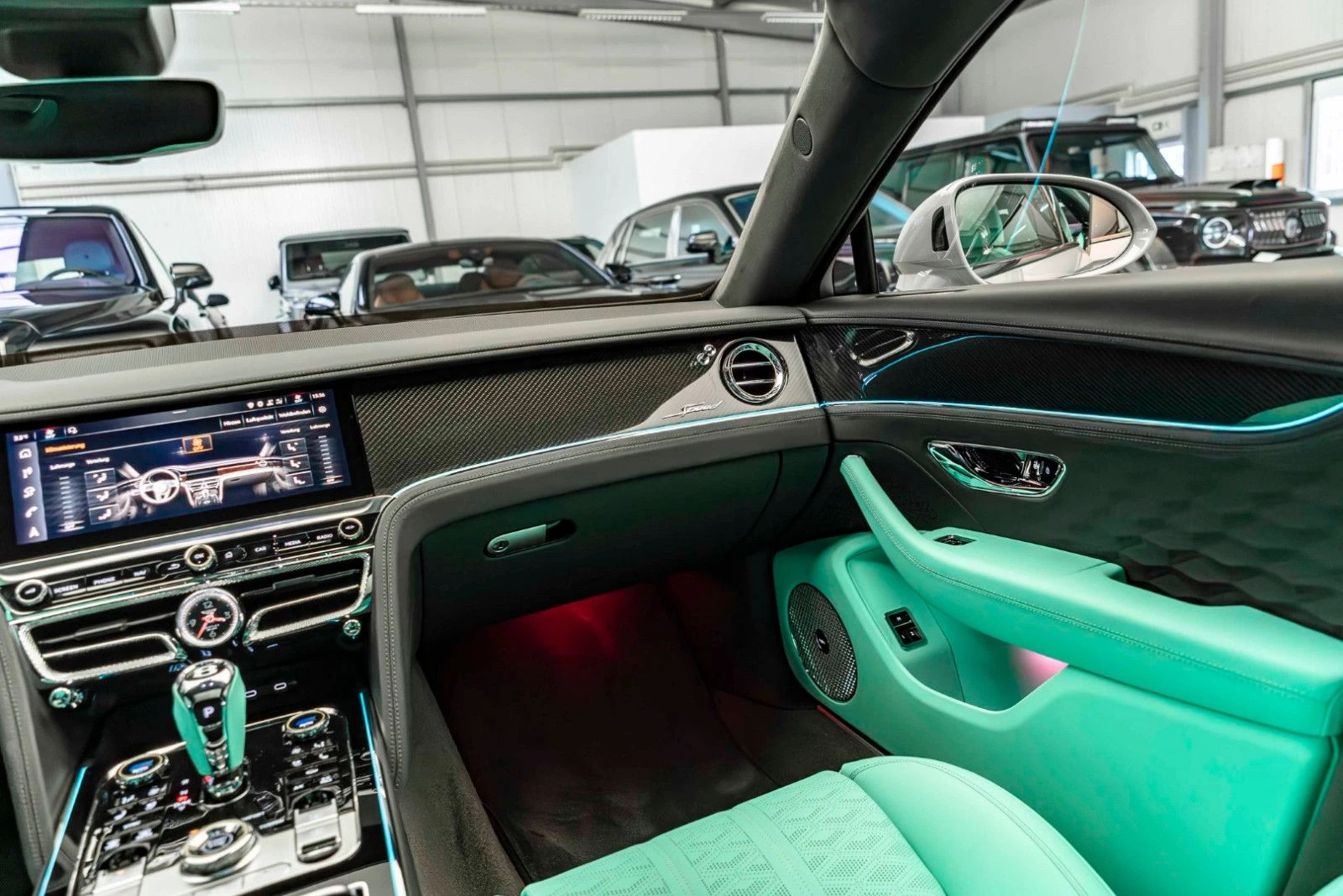 Bentley Flying Spur V8 HYBRID/CARBON/BLACKLINE/FIRST EDITION/NAIM/PANO | Mobile.bg   13