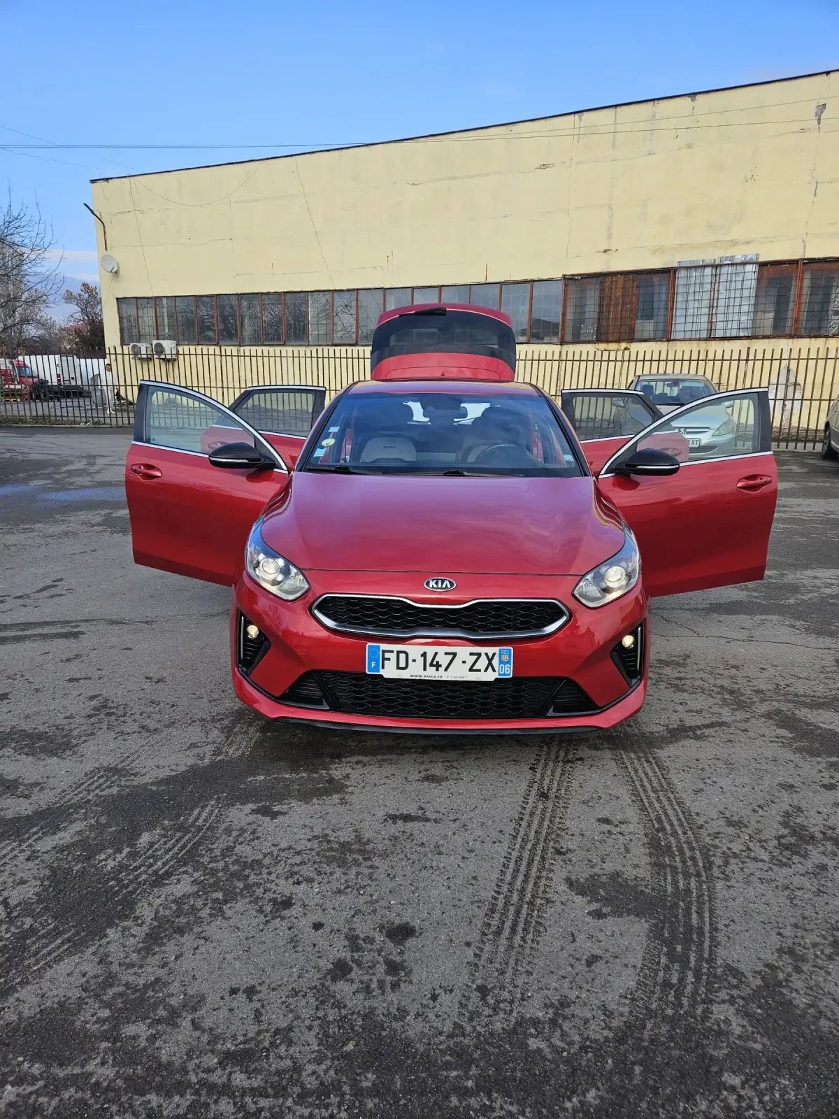 Kia Pro ceed 1.6 CRDI GT - изображение 6