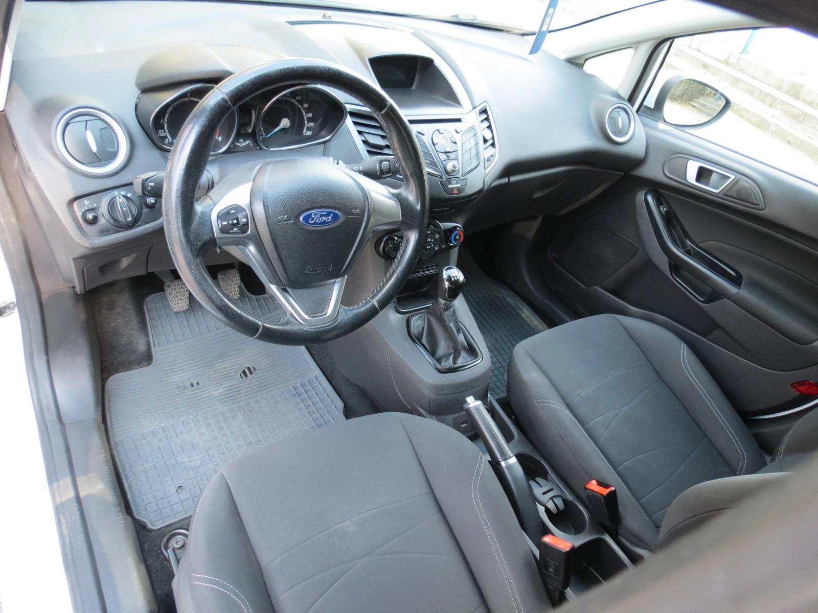 Ford Fiesta 1.5 TDCi 75 PS | Mobile.bg   12