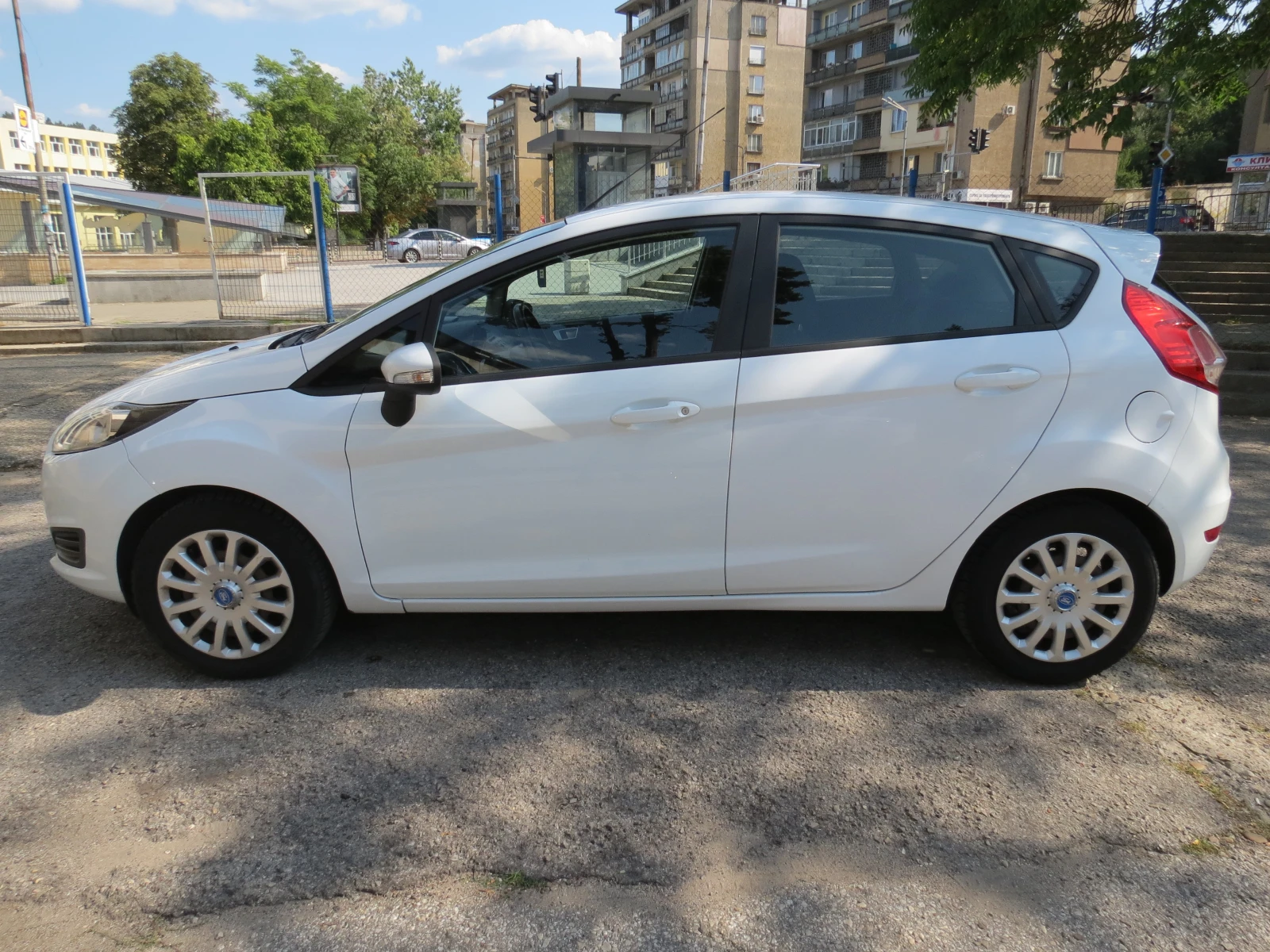Ford Fiesta 1.5 TDCi 75 PS - изображение 3