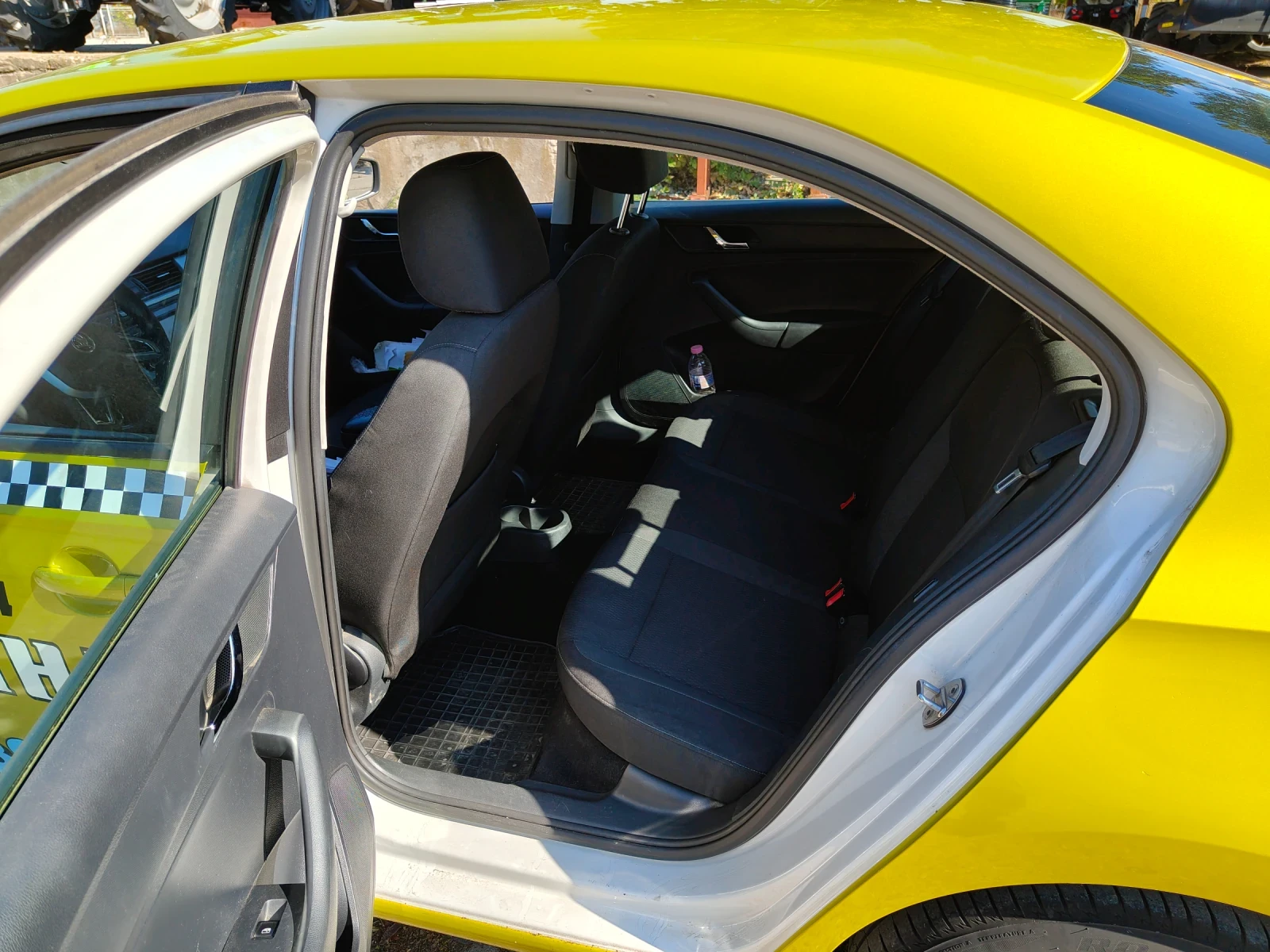 Skoda Rapid 1.6 | Mobile.bg   9