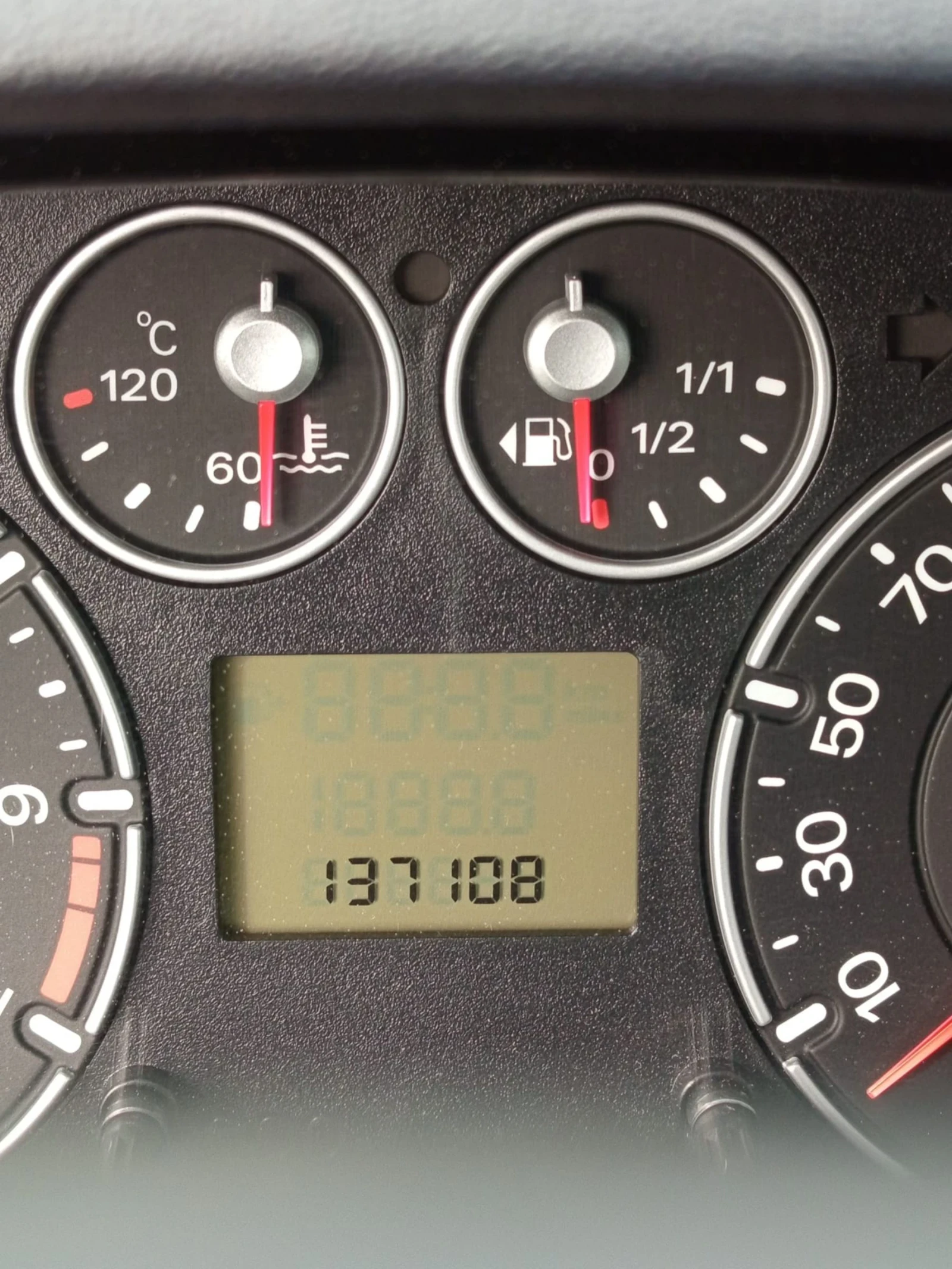 Ford Fiesta  - изображение 10