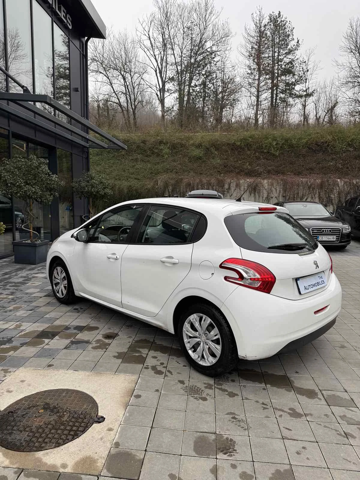 Peugeot 208  - изображение 6